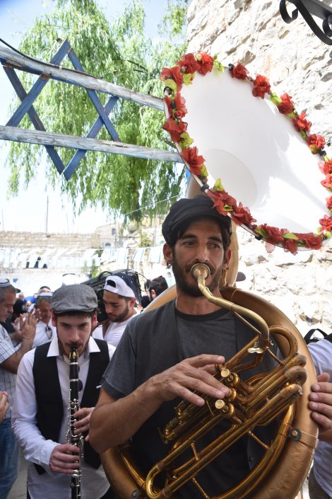 שירים וריקודים