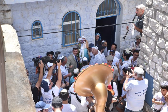 שירים וריקודים בסמטאות צפת