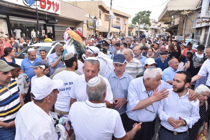 שירים וריקודים בסמטאות צפת